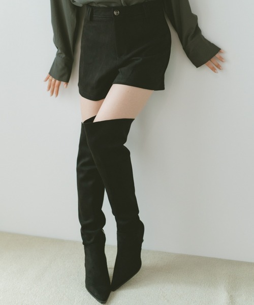 VANNIE U(ヴァニーユー)の「スエードショートパンツ(その他パンツ・レディース・ブラウン/ブラック・FREE)」の4枚目の写真