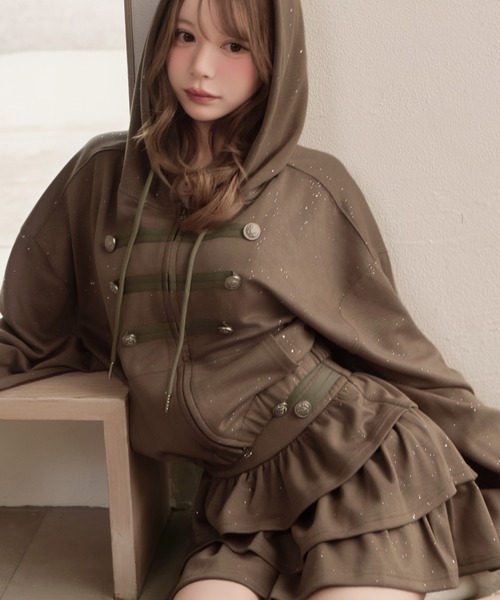 TITTY&CO.（ティティーアンドコー）の「ラメナポレオンスウェットセットアップ（セットアップ・レディース・カーキ/ブラック/グレー・FREE）」の6枚目の写真
