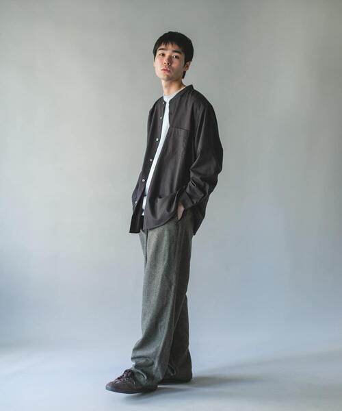 URBAN RESEARCH DOORS(アーバンリサーチドアーズ)の「ウール混ミニヘリンボーンワイドバンドシャツ(シャツ/ブラウス・メンズ・チャコールグレー/ブラウン/グリーン系その他・LARGE/MEDIUM)」の12枚目の写真