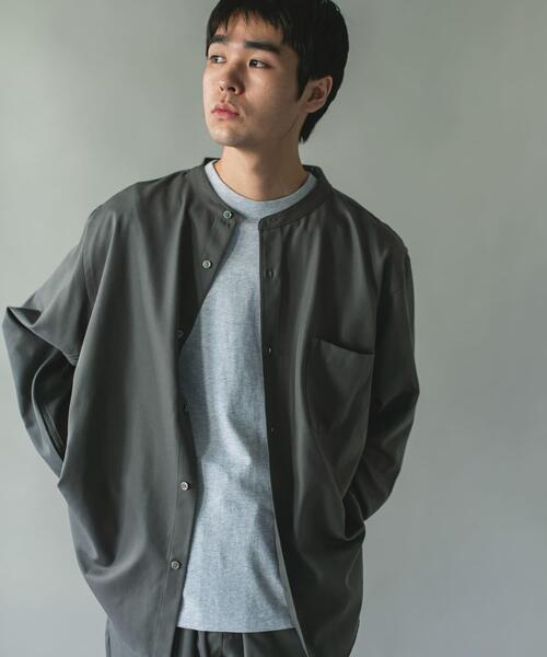 URBAN RESEARCH DOORS(アーバンリサーチドアーズ)の「ウール混ミニヘリンボーンワイドバンドシャツ(シャツ/ブラウス・メンズ・チャコールグレー/ブラウン/グリーン系その他・LARGE/MEDIUM)」の8枚目の写真