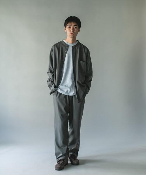 URBAN RESEARCH DOORS(アーバンリサーチドアーズ)の「ウール混ミニヘリンボーンワイドバンドシャツ(シャツ/ブラウス・メンズ・チャコールグレー/ブラウン/グリーン系その他・LARGE/MEDIUM)」の4枚目の写真