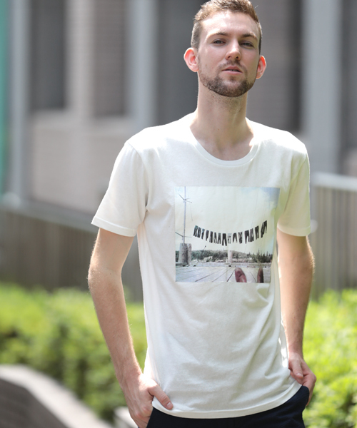 Denime（ドゥニーム）の「【Denime×LIFE MAGAZINE】ジーンズ フォト T/JEANS PHOTO T（Tシャツ/カットソー・メンズ・ホワイト/ブラック・LARGE/SMALL/X-LARGE/MEDIUM）」の22枚目の写真