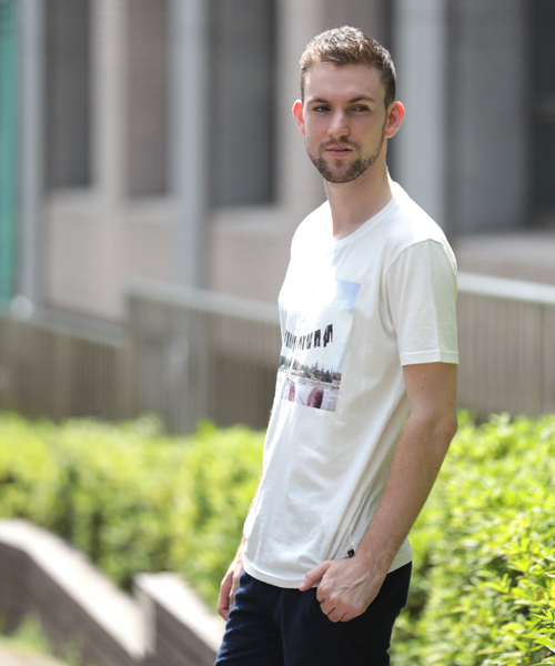 Denime（ドゥニーム）の「【Denime×LIFE MAGAZINE】ジーンズ フォト T/JEANS PHOTO T（Tシャツ/カットソー・メンズ・ホワイト/ブラック・LARGE/SMALL/X-LARGE/MEDIUM）」の21枚目の写真