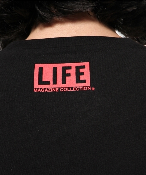 Denime（ドゥニーム）の「【Denime×LIFE MAGAZINE】ジーンズ フォト T/JEANS PHOTO T（Tシャツ/カットソー・メンズ・ホワイト/ブラック・LARGE/SMALL/X-LARGE/MEDIUM）」の3枚目の写真