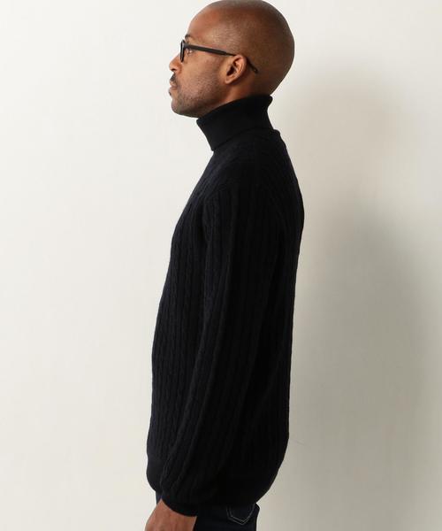 UNITED ARROWS(ユナイテッドアローズ)の「BAS ケーブル タートルネック◆(ニット/セーター・メンズ・ホワイト/ブラック/マスタード/ネイビー・LARGE/MEDIUM/SMALL/X-LARGE)」の7枚目の写真