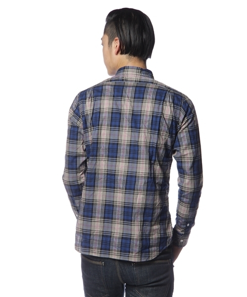BEAMS(ビームス)の「BEAMS / チェックオックスフォードボタンダウンシャツ(シャツ/ブラウス・メンズ・ブルー/パープル・SMALL/MEDIUM/LARGE)」の6枚目の写真