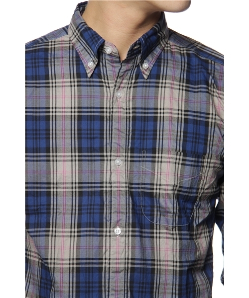 BEAMS(ビームス)の「BEAMS / チェックオックスフォードボタンダウンシャツ(シャツ/ブラウス・メンズ・ブルー/パープル・SMALL/MEDIUM/LARGE)」の7枚目の写真