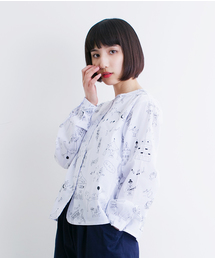 MERLOT | マーチングバンドが町にやってきた！柄ブラウス2245(シャツ/ブラウス)