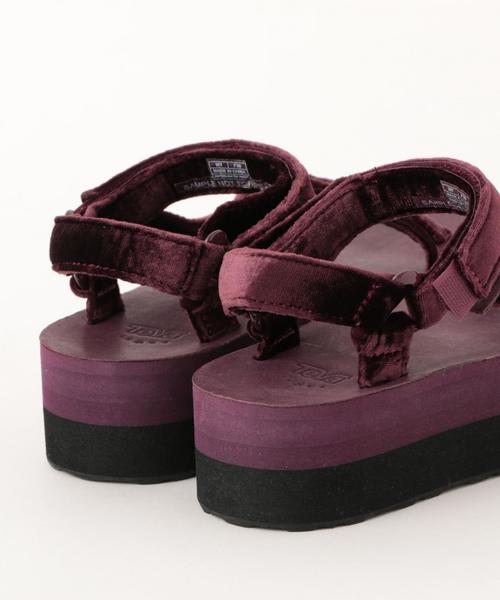 Teva（テバ）の「Teva FF/UNIVERSALVELVET（サンダル・レディース・パープル/マスタード・8/6/7/5）」の4枚目の写真