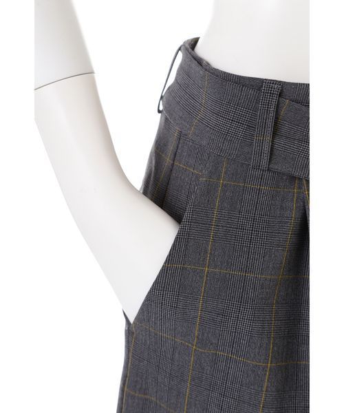 22 OCTOBRE（ヴァンドゥ－オクトーブル）の「モナルーチェセンタープレスパンツ（その他パンツ・レディース・ベージュ/グレイッシュベージュ・36/38/40）」の16枚目の写真