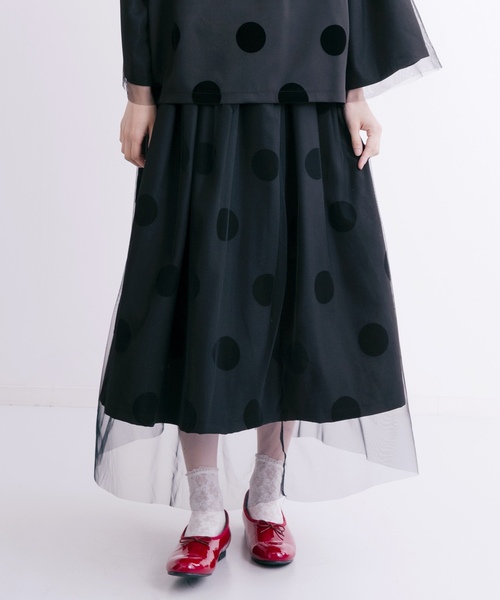 merlot plus（メルロープリュス）の「フロッキー大ドットチュールスカート2466（スカート・レディース・アイボリー/ブラック/パープル・FREE）」の3枚目の写真