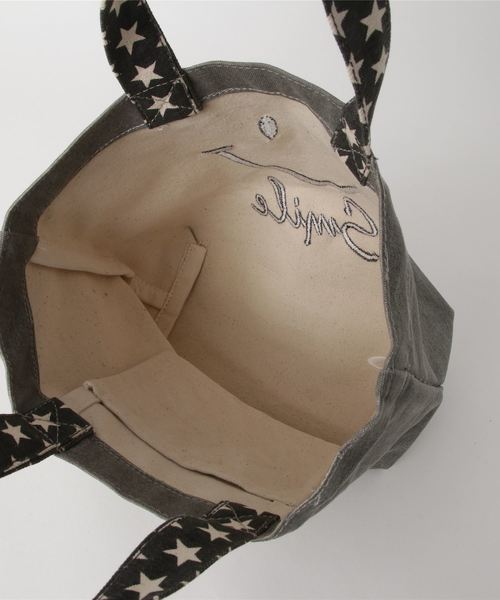 SESTO（セスト）の「tc19ss/刺繍スマイルバック トートバック（トートバッグ・レディース・イエロー/ネイビー/アイボリー/グレー/レッド系その他/イエロー系その他・ONESIZE）」の13枚目の写真