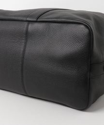 Banana Republic（バナナリパブリック）の「レザーダッフルバッグ