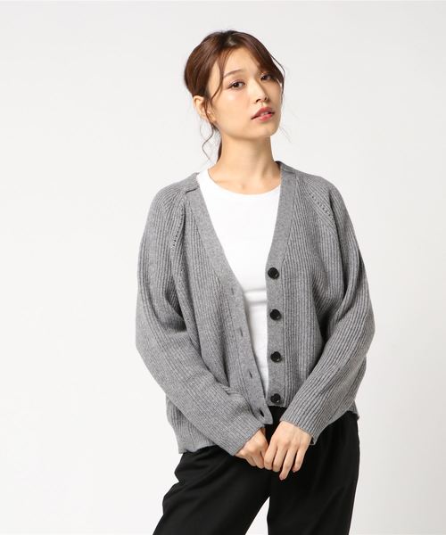 LOWRYS FARM(ローリーズファーム)の「7GアゼVネックカーディガン 807018(カーディガン/ボレロ・レディース・ブラック/パープル/グレー/ブルー・FREE)」の8枚目の写真