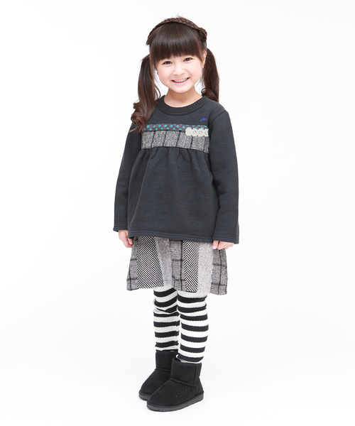 RAGMART（ラグマート）の「裏起毛パッチワークトレーナ（スウェット・キッズ・ブラック/アイボリー・110cm/100cm/120cm/130cm）」の8枚目の写真