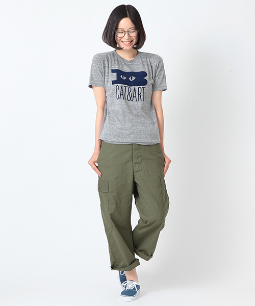 BEAMS T（ビームスティー）の「BEAMS T / CAT & ART（Tシャツ/カットソー・メンズ・ホワイト/チャコールグレー・X-SMALL/SMALL/MEDIUM/LARGE）」の13枚目の写真