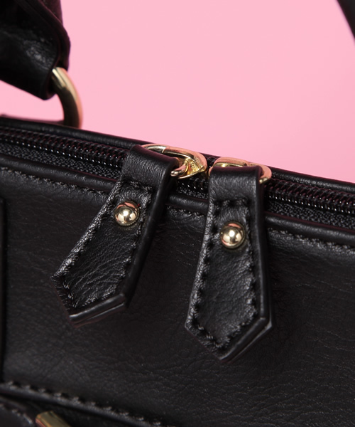 Soareak(ソアリーク)の「【DANIELLE NICOLE】 MINI CROSSBODY CARI(ハンドバッグ・レディース・ブラック/ライトピンク・FREE)」の9枚目の写真