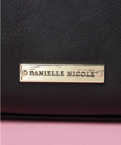 Soareak(ソアリーク)の「【DANIELLE NICOLE】 MINI CROSSBODY CARI(ハンドバッグ・レディース・ブラック/ライトピンク・FREE)」の12枚目の写真