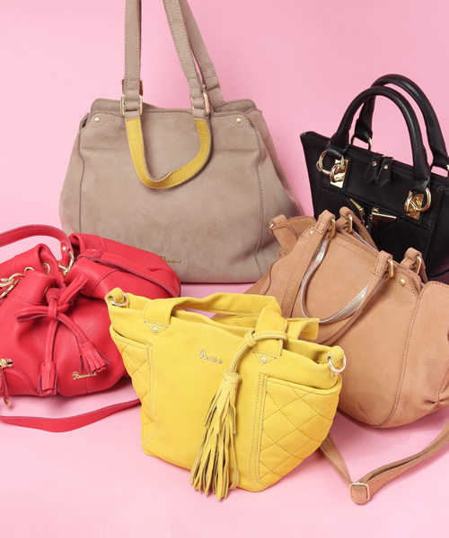 Soareak(ソアリーク)の「【DANIELLE NICOLE】 MINI CROSSBODY CARI(ハンドバッグ・レディース・ブラック/ライトピンク・FREE)」の3枚目の写真