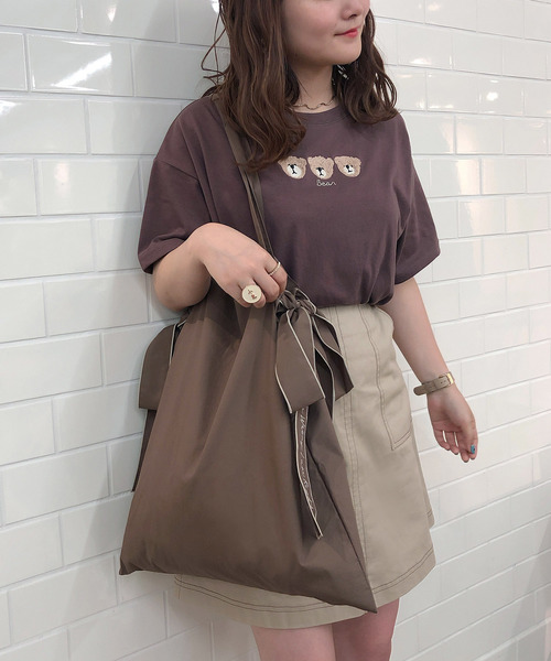 one after another NICE CLAUP（ワンアフターアナザーナイスクラップ）の「サイドリボントートバッグ（トートバッグ・レディース・アイボリー/ブラック/ベージュ/モカ・FREE）」の16枚目の写真