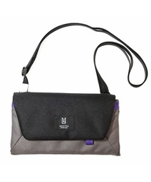 NAUGHTIAM（ノーティアム）の「【MILESTO/ミレスト】NAUGHTIAM 別注 Hutte トラベルオーガナイザー（ショルダーバッグ）」