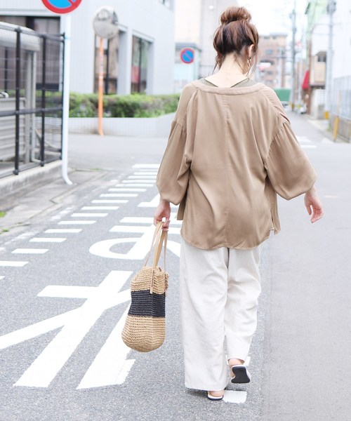 reca（レカ）の「ボリューム袖とろみガウン（シャツ/ブラウス・レディース・モカ/キャメル・M）」の14枚目の写真