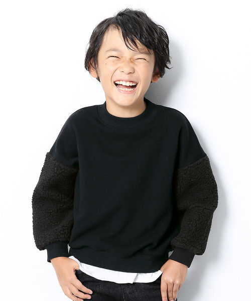 devirock(デビロック)の「スウェットモックネック袖ボアトレーナー(スウェット・キッズ・ブラック/ネイビー/ブルー系その他/パープル系その他/ダークベージュ・150cm/140cm/100cm/130cm/110cm/120cm/160cm)」の2枚目の写真