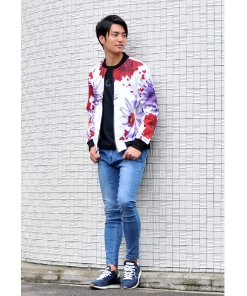 EVOLUTION(エボリューション)の「フラワープリントMA1(MA-1・メンズ・ブラック/オフホワイト・MEDIUM/LARGE/X-LARGE)」の10枚目の写真