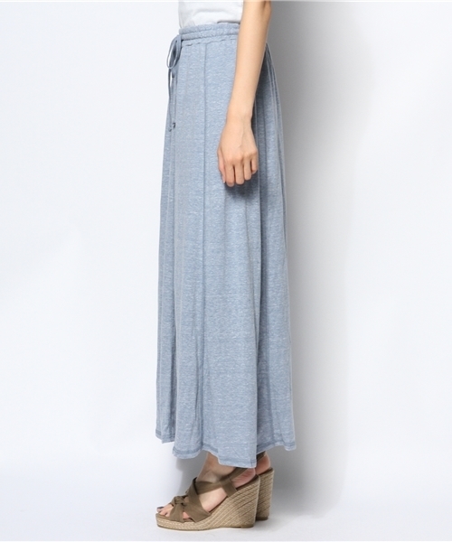 MOUSSY（マウジー）の「PANEL MAXI SKIRT J（スカート・レディース・オレンジ系その他/ブルー系その他/トップグレー/ホワイト・2/1）」の5枚目の写真
