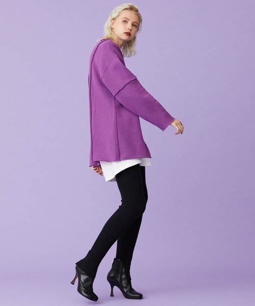 INella（イネラ）の「【INella(イネラ)】カットアウトルーズスウェット（スウェット・レディース・パープル/グリーン/ブラック・FREE）」の19枚目の写真