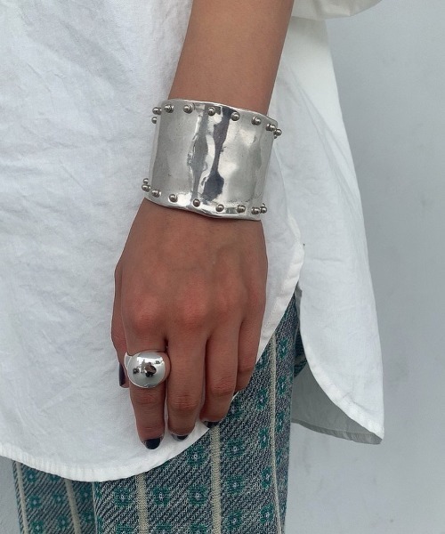 Grains バングル リストバンド Mou モウ のファッション アクセサリー Mou モウ のバングル リストバンド