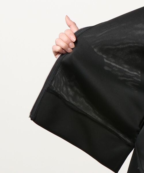 KOBE LETTUCE（コウベレタス）の「バックフリルダイバーパーカー（パーカー・レディース・ブラック/グレー系その他/アイボリー/ホワイト系その他/ブラック系その他/ダークグリーン/グリーン系その他/グレー系その他2/オレンジ系その他/オレンジ系その他2/ピンク系その他/ピンクベージュ・FREE/1/2）」の13枚目の写真