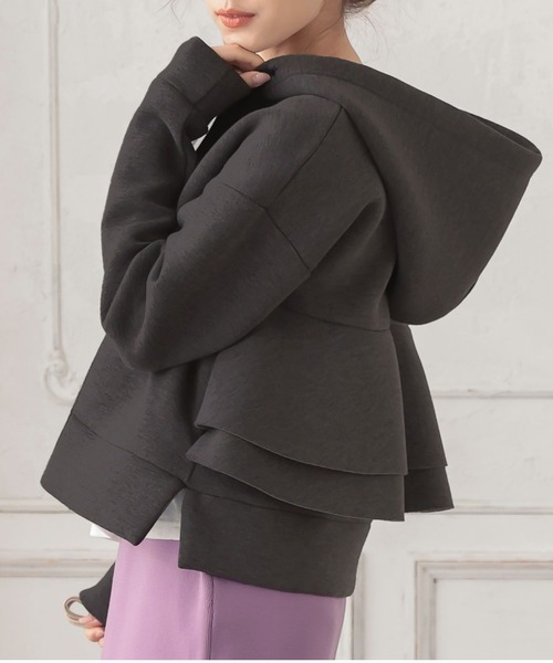 KOBE LETTUCE（コウベレタス）の「バックフリルダイバーパーカー（パーカー・レディース・ブラック/グレー系その他/アイボリー/ホワイト系その他/ブラック系その他/ダークグリーン/グリーン系その他/グレー系その他2/オレンジ系その他/オレンジ系その他2/ピンク系その他/ピンクベージュ・FREE/1/2）」の4枚目の写真