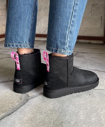 UGG | 【UGG】 アグ 『CLASSIC MINI II GRAPHIC LOGO / クラシック ミニ II グラフィック ロゴ』 ブーツ(ブーツ)