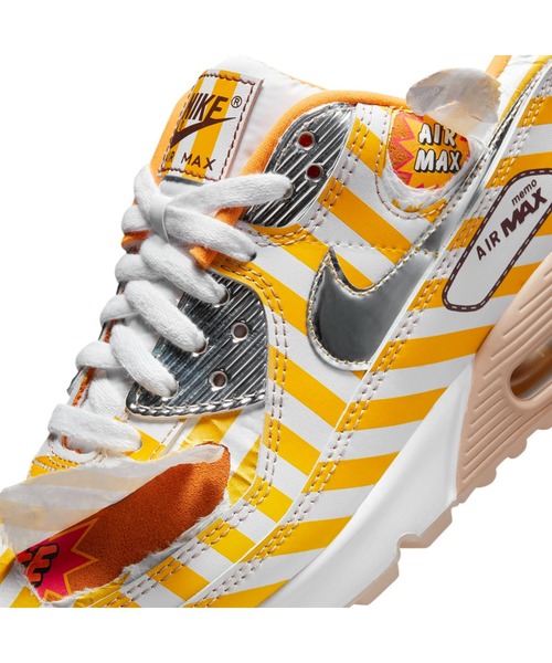 NIKE（ナイキ）の「AIR MAX 90 SE　DD5481-735（スニーカー・メンズ・イエロー系その他・23.5cm/24.5cm/25.5cm/26.5cm/27.5cm/28.5cm/30.0cm/23.0cm/24.0cm/25.0cm/26.0cm/27.0cm/28.0cm/29.0cm）」の5枚目の写真