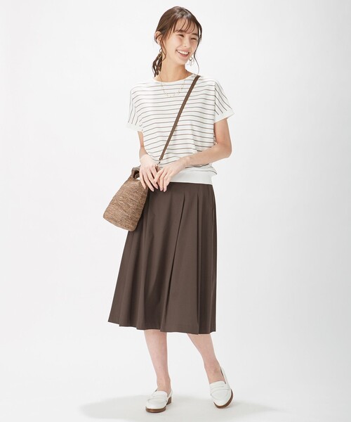 J.PRESS Ladies(J.プレス レディス)の「【洗える】レーヨンストレッチバックボタン ニット(ニット/セーター・レディース・ホワイト系1/ブラウン系/ブラウン系1/サックスブルー系/イエロー系/ピンク系・SMALL)」の15枚目の写真