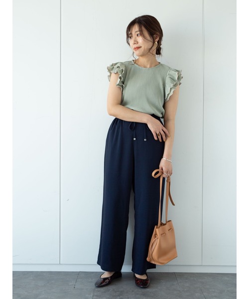 ELENCARE DUE（エレンカーレデュエ）の「・ELENCARE DUE プリーツ×ラッフルブラウス＊（シャツ/ブラウス・レディース・アイボリー/ブラック/グレイッシュベージュ/ライトグリーン・FREE）」の17枚目の写真