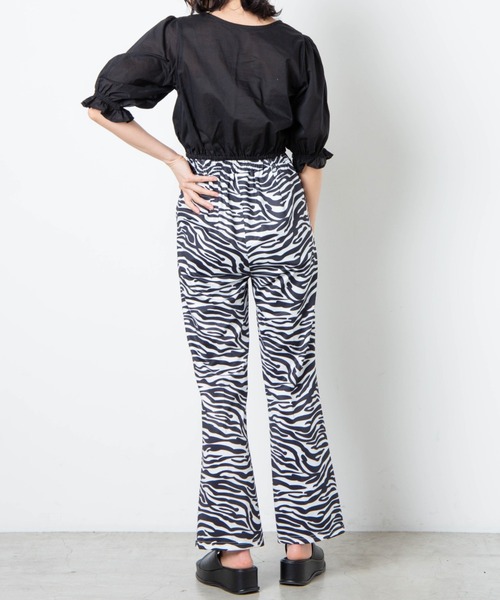 WEGO(ウィゴー)の「WEGO/フロントシャーリングフリルブラウス(シャツ/ブラウス・レディース・ブラック/レッド系その他2/ホワイト・FREE)」の20枚目の写真