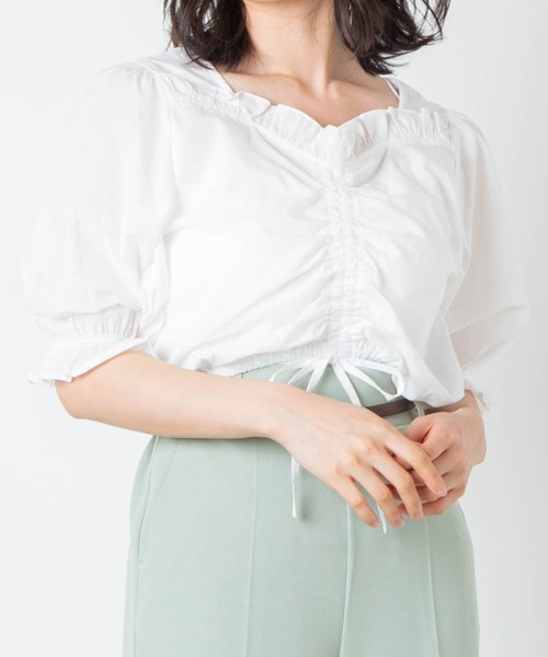 WEGO(ウィゴー)の「WEGO/フロントシャーリングフリルブラウス(シャツ/ブラウス・レディース・ブラック/レッド系その他2/ホワイト・FREE)」の7枚目の写真