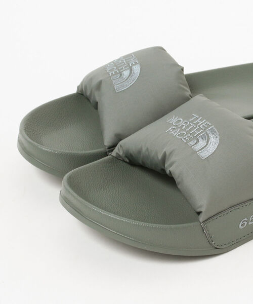 Ray BEAMS（レイビームス）の「THE NORTH FACE / Nuptse Slide Sandal 2（サンダル・レディース・グレー/ブラック・5/7/6）」の10枚目の写真