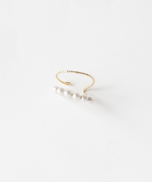JUICY ROCK(ジューシーロック)の「K14gold-filled 片耳ガラスパールダブルラインイヤーカフ(イヤーカフ・レディース・ゴールド・ONE SIZE)」の1枚目の写真
