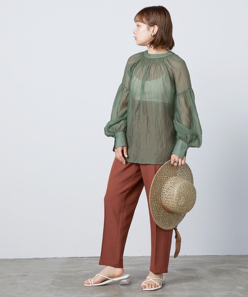 mikke（ミッケ）の「ボリュームスリーブシアーブラウス（シャツ/ブラウス・レディース・ブラック/グリーン/キャメル・FREE）」の13枚目の写真