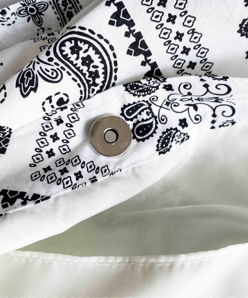 histoire(イストワール)の「バンダナ柄トートバッグ(ショルダーバッグ・レディース・ホワイト/ブラック・FREE)」の3枚目の写真