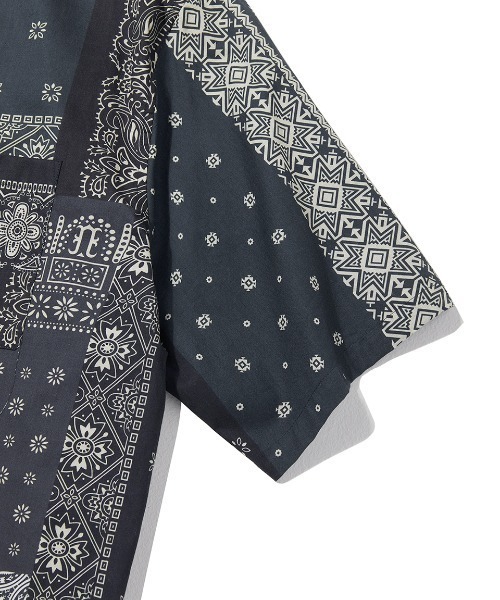 VIVASTUDIO（ビバスタジオ）の「TWO TONE BANDANA SHIRTS（シャツ/ブラウス・メンズ・ブラック/ブルー・MEDIUM/LARGE）」の3枚目の写真