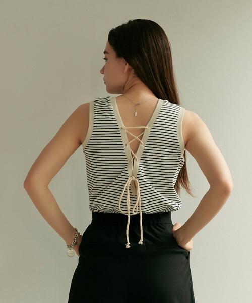 TINA：JOJUN（ティーナジョジュン）の「ボーダー ノースリ カットソー TINA：JOJUN（タンクトップ・レディース・グリーン/ネイビー・M）」の3枚目の写真