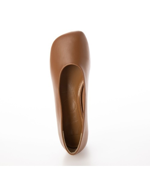 EVOL(イーボル)の「【EVOL】 オブリークトゥソフトパンプス IR9672(パンプス・レディース・ブラウン/ブラック/ベージュ・25.0cm/24.5cm/24.0cm/22.5cm/23.5cm/23.0cm)」の4枚目の写真