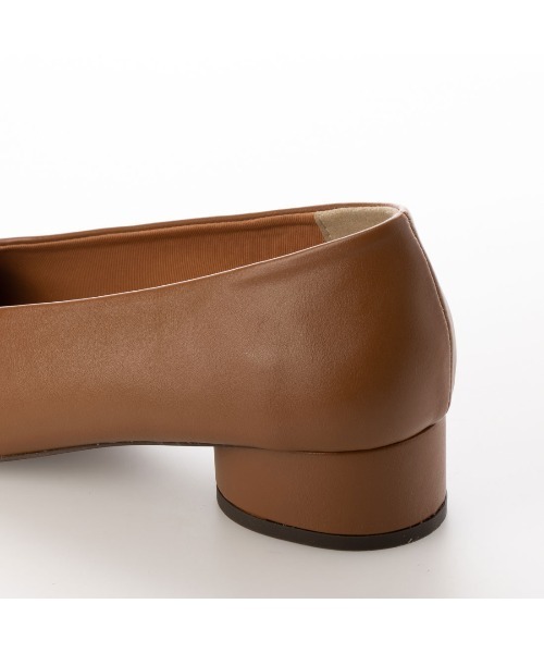 EVOL(イーボル)の「【EVOL】 オブリークトゥソフトパンプス IR9672(パンプス・レディース・ブラウン/ブラック/ベージュ・25.0cm/24.5cm/24.0cm/22.5cm/23.5cm/23.0cm)」の5枚目の写真