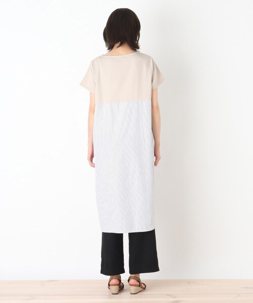 SHOO・LA・RUE（シューラルー）の「◆異素材切替重ね着風ワンピース（ワンピース・レディース・ベージュ/ネイビー・02/03/04）」の10枚目の写真