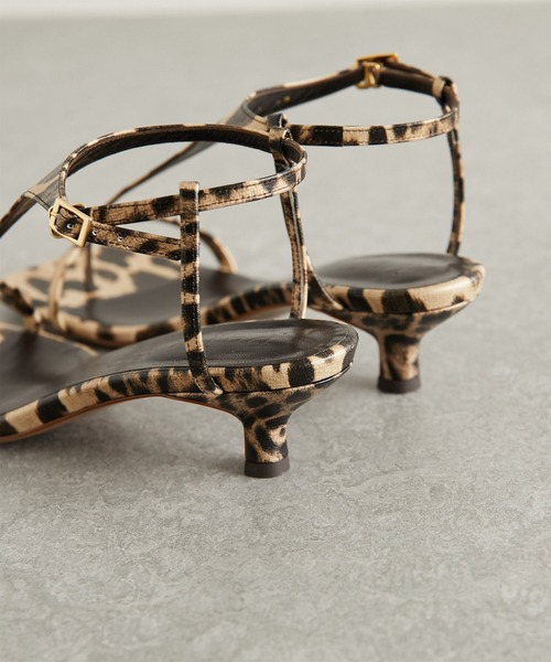 pelleterno(ペレテルノ)の「【Pelleterno】別注LEOトングサンダル(サンダル・レディース・キャメル・38/39/36/37)」の7枚目の写真