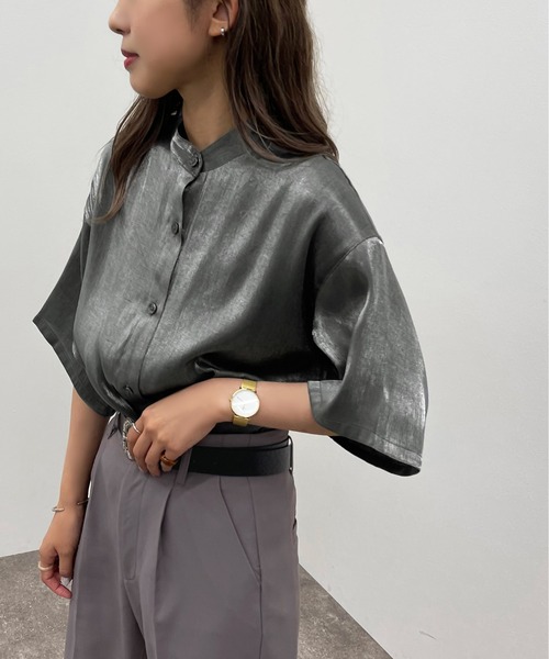 apres jour mignon(アプレジュールミニョン)の「ラメクロスシャツ【ZOZOTOWN限定アイテム】(シャツ/ブラウス・レディース・チャコールグレー/ダークブルー/パープル・X-LARGE/フリー)」の2枚目の写真